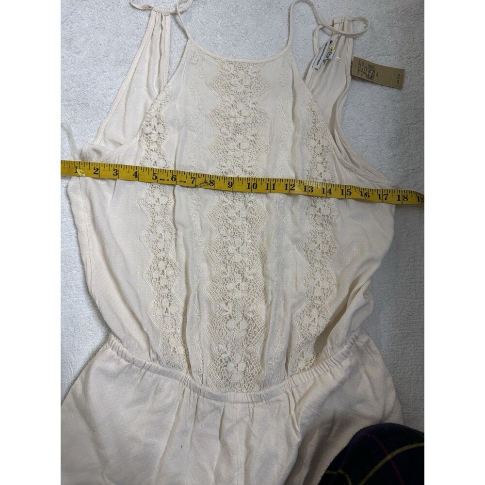 American Eagle  Womens Medium Ivory Romper Lace Festival Eyelet New - Picture 6 of 13